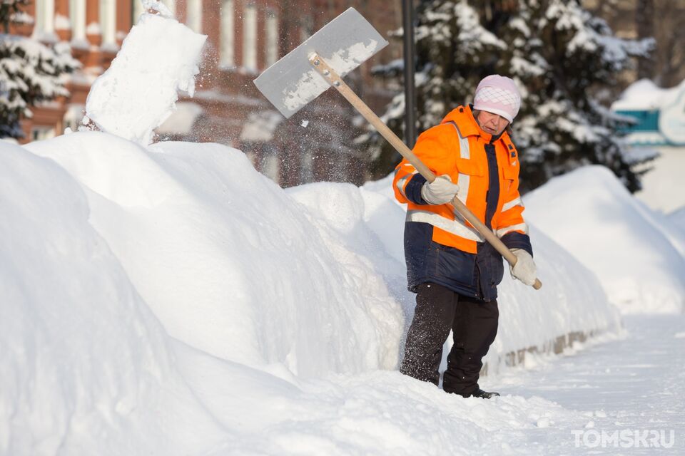 Пусть томичи не переживают: Михаил Ратнер о напряженной ситуации с уборкой снега в городе 