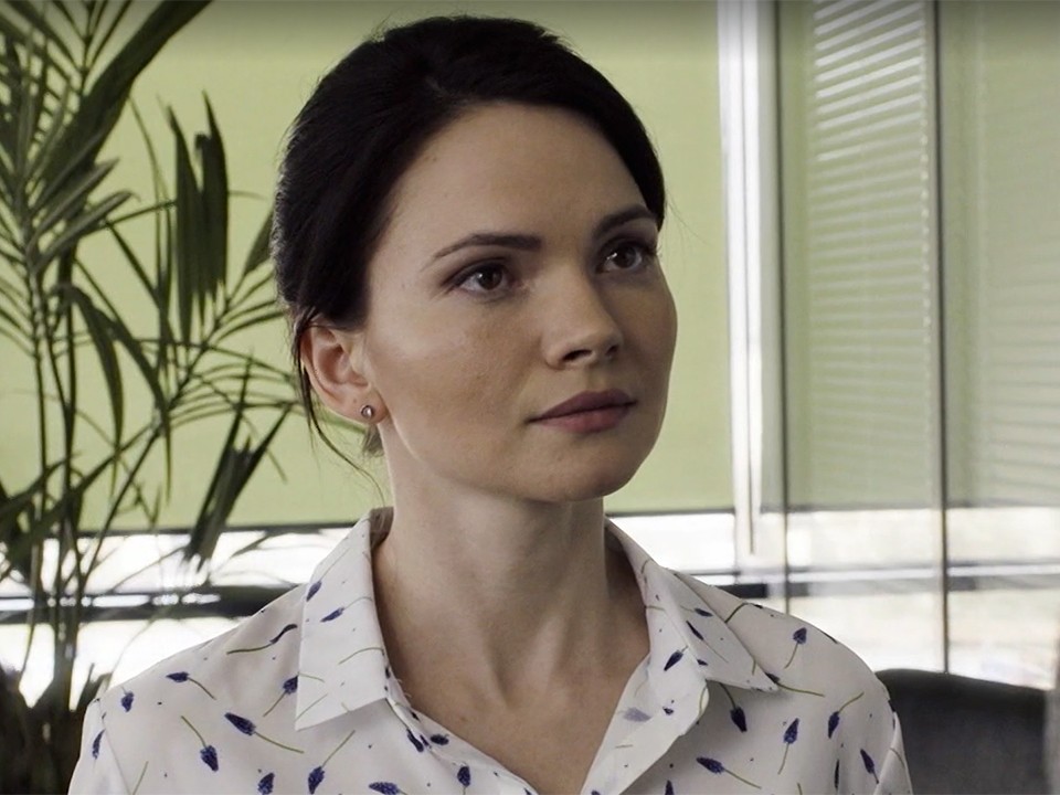 «Толстеешь не от еды»: актриса Екатерина Астахова раскрыла секрет стройной фигуры