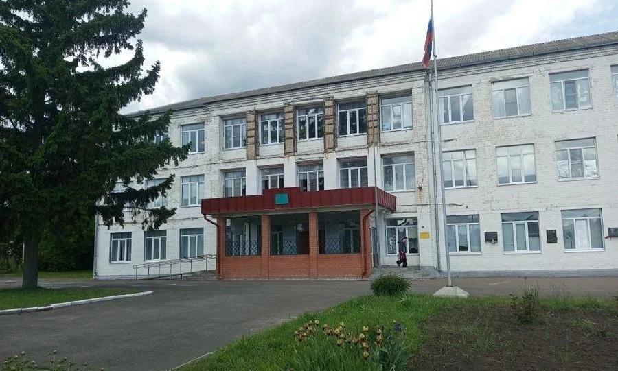 На Орловщине ищут подрядчика для ремонта Покровской СОШ