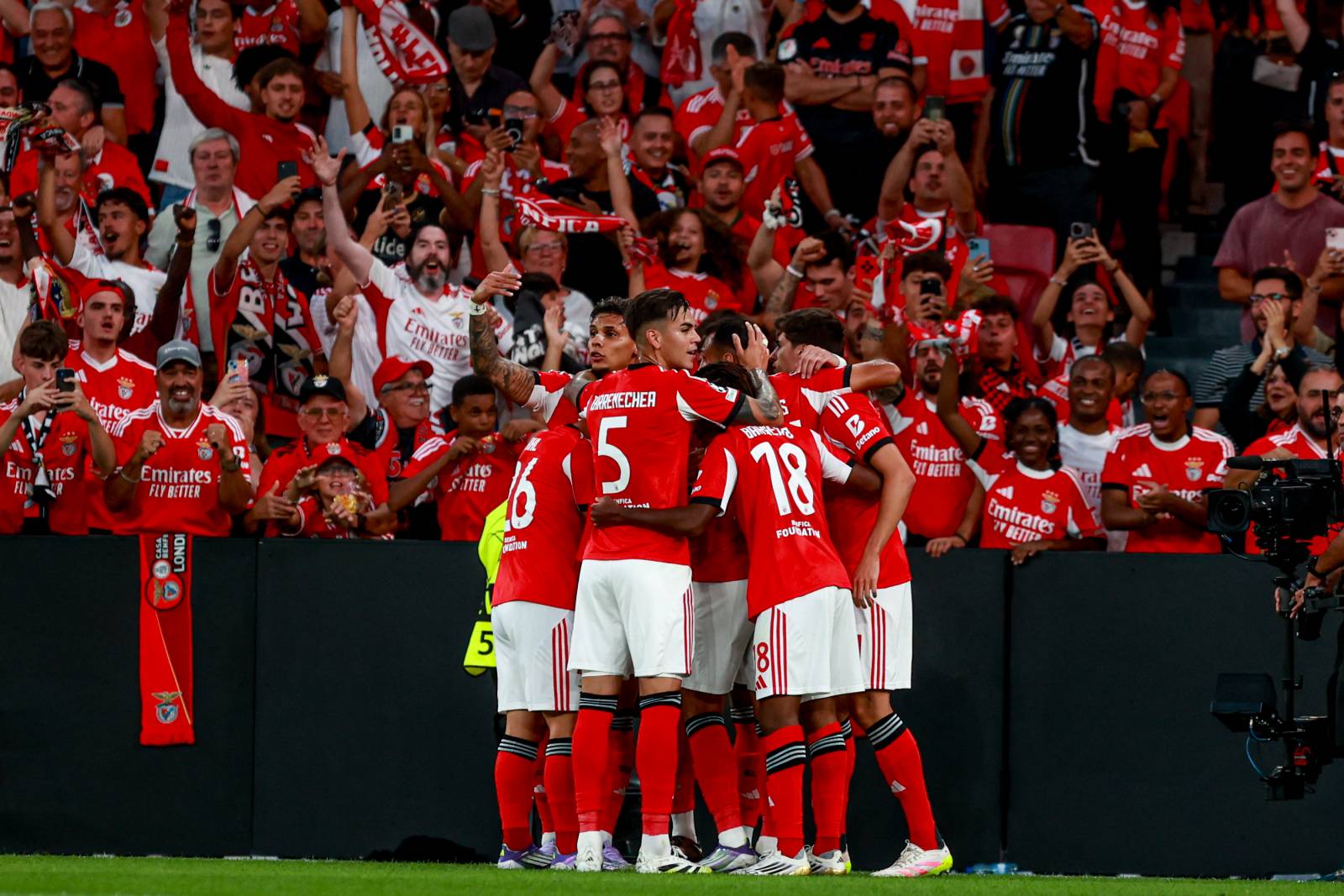 Матч Лиги чемпионов «Бенфика» - «Наполи» начнётся в 23:00 мск