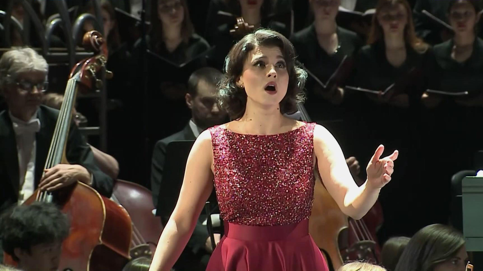 Владимир Путин поздравил Новосибирский театр оперы и балета с 80-летием