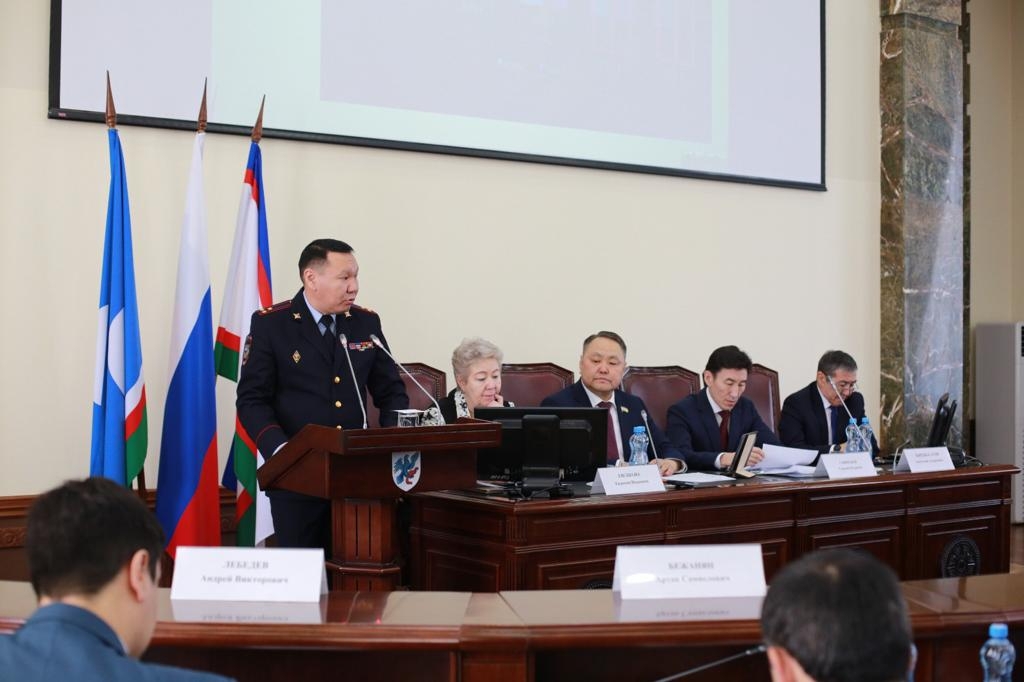 Депутаты Якутской городской Думы обсудили ряд важных вопросов на очередной сессии