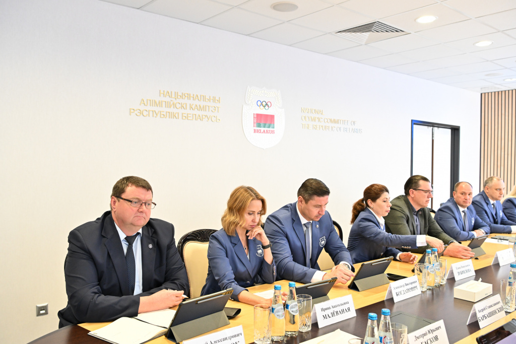 Заседание Исполкома НОК 30.jpg