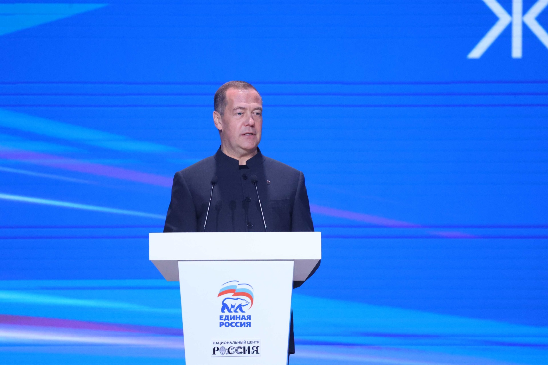 2-D.Medvedev.jpg