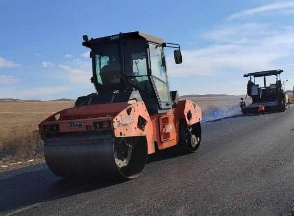 В районе Бурятии заасфальтировали ещё 7 километров региональной дороги