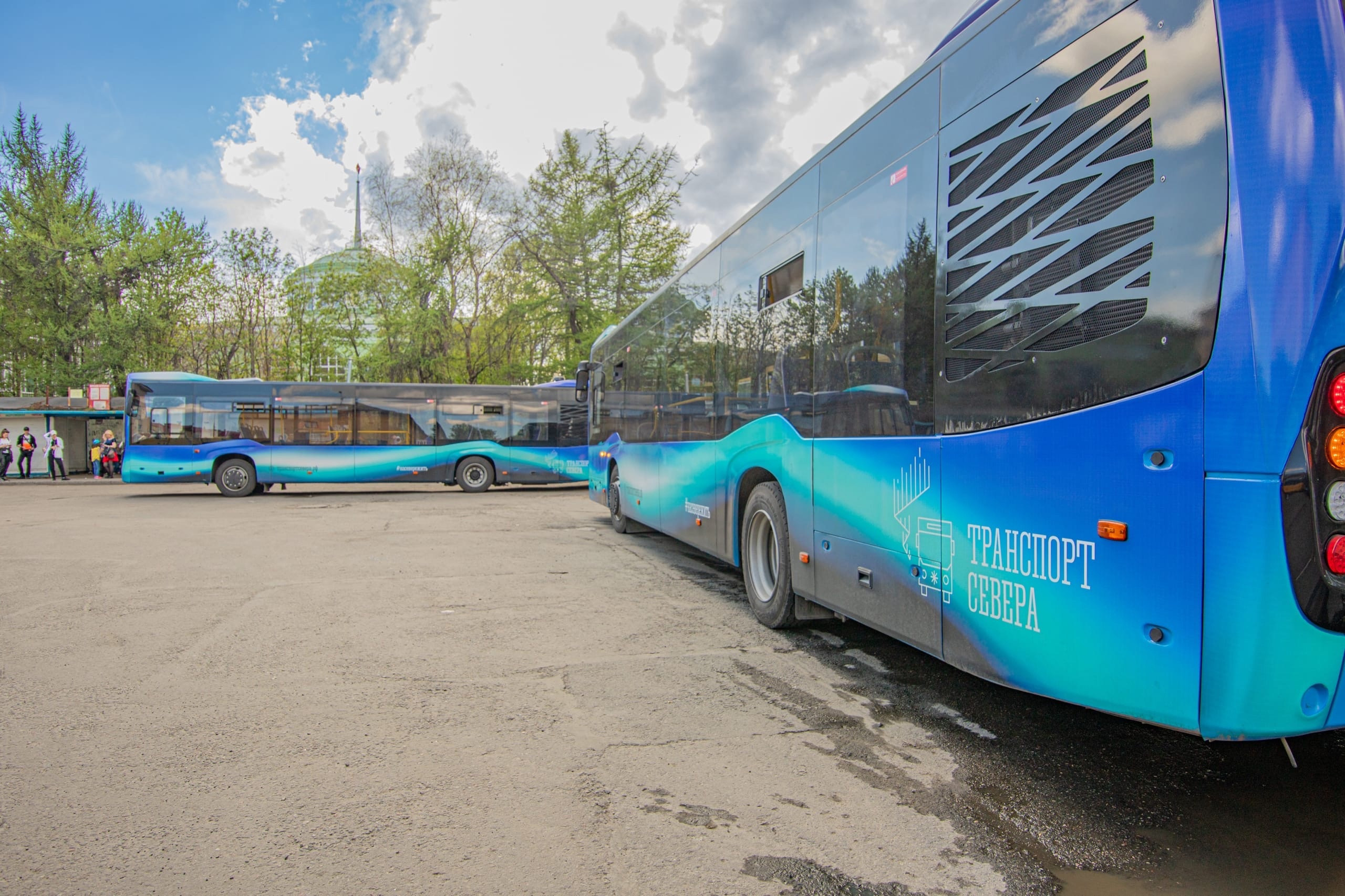 Автобусы мурманск. Новые автобусы. Новые троллейбусы. Автобусный парк в Германии. Новые автобусы Мурманск.