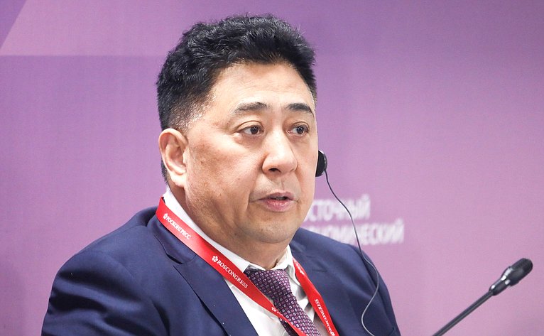 Сессия «Россия – Китай: региональное измерение». X Восточный экономический форум