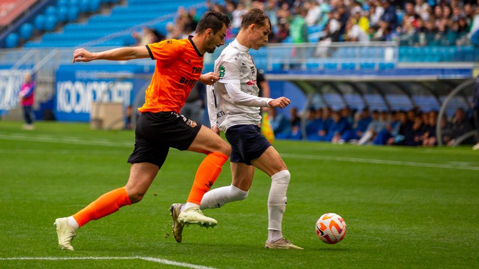 Матч урал крылья советов. Крылья советов 1 0 урал. Крылья советов 1 0 урал. Крылья советов 1 0 урал. Урал крылья советов фото.