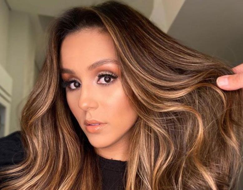 Окрашивание 2024 тренды. Современное окрашивание 2024. Коричневый блонд. Модное мелирование на длинные волосы 2023. Современное окрашивание 2024.