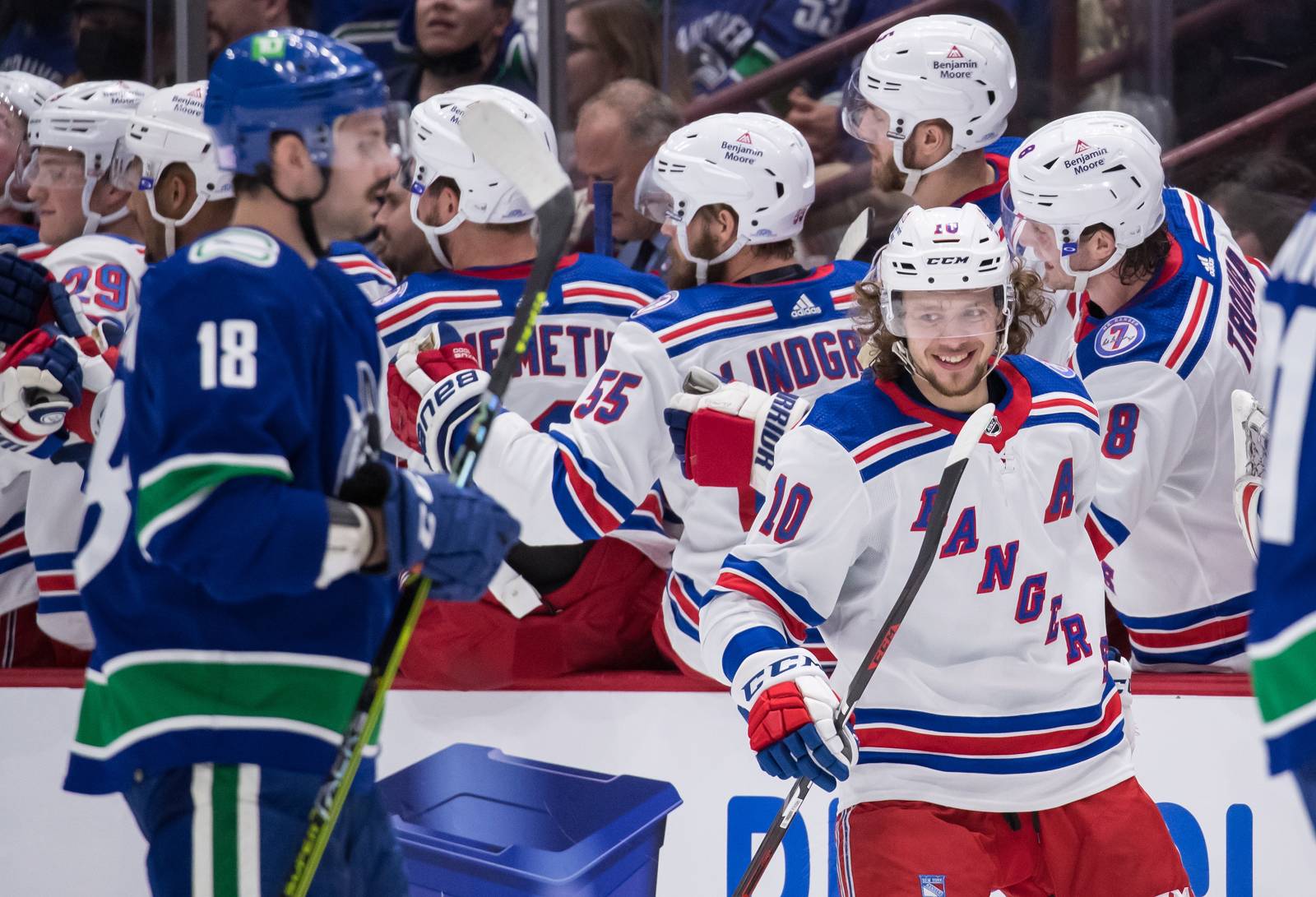 Гол и три ассиста Панарина принесли «Рейнджерс» победу над «Монреалем»