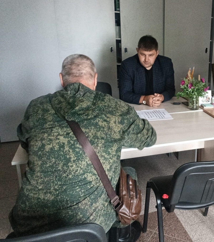 Служба по контракту