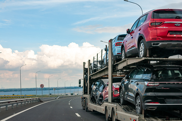 Минпромторг принял решение перенести введение новых правил утильсбора до 1 декабря. Соответствующий проект внесли в правительство