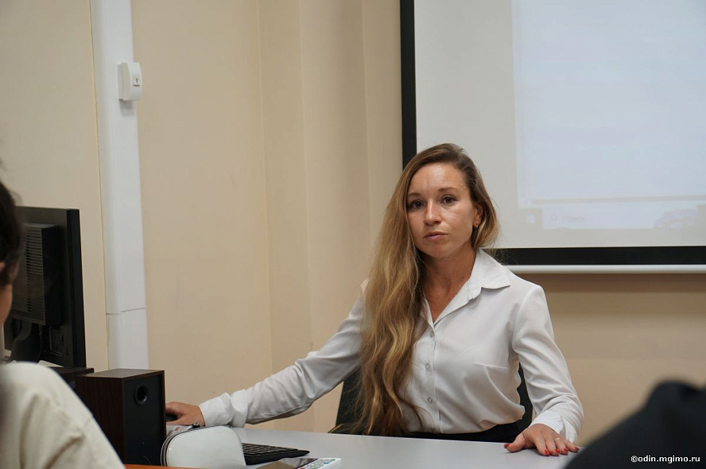 Историко-литературный круглый стол, посвященный 80-летию со Дня снятия блокады Ленинграда