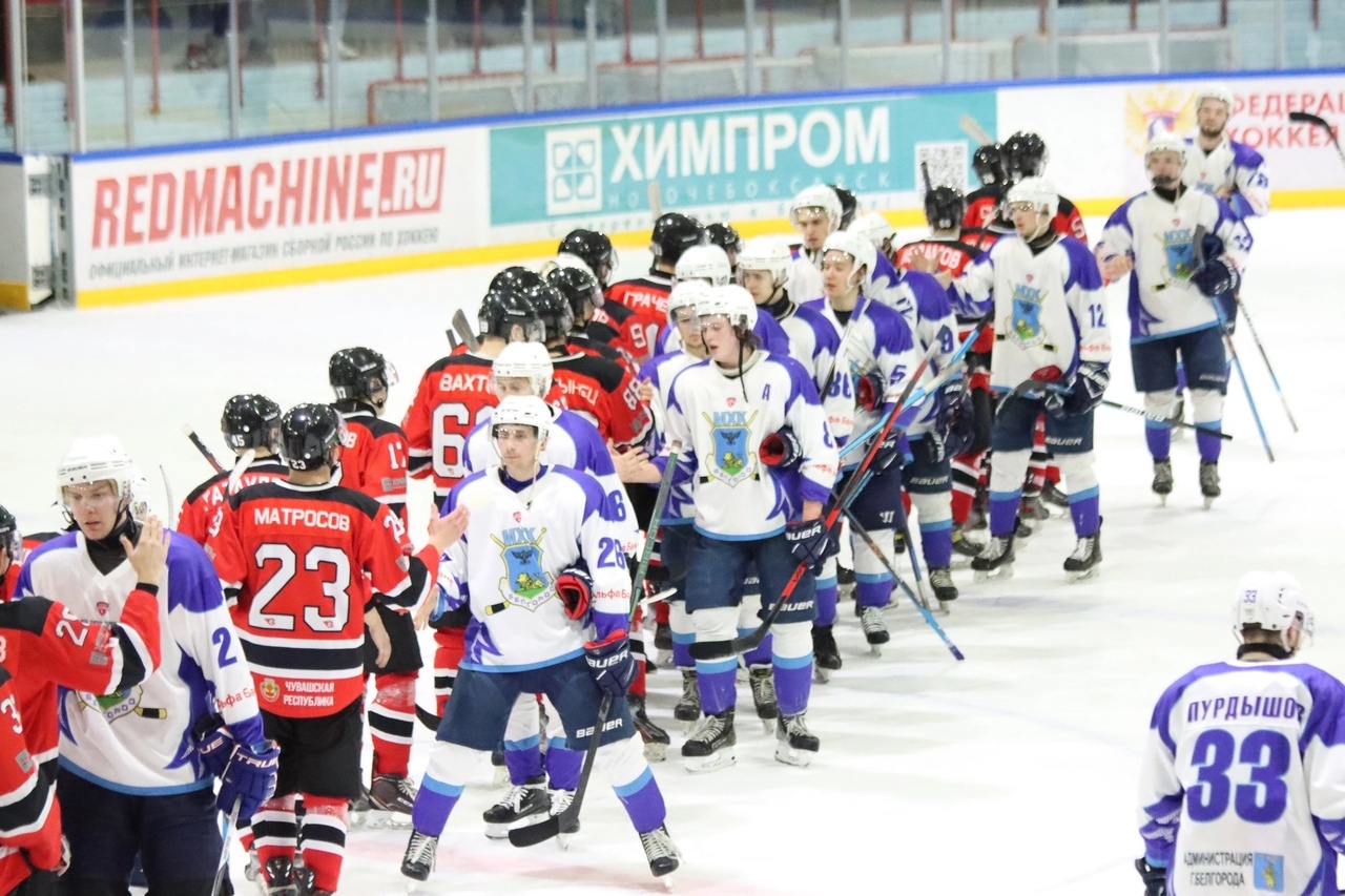 Мхл сокол тренер. Сокол новочебоксарск 2013. Чебоксары футбол кубок победы. Золотая шайба в кудымкаре фотографии. Липецк (хоккейный клуб).