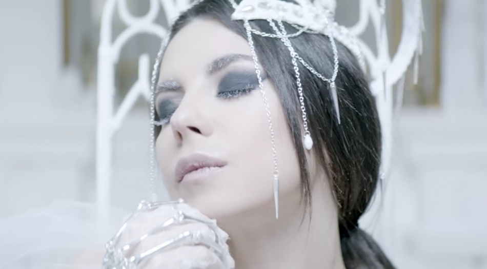 Анна Плетнева показала редкие кадры взросления дочери и рассказала о семейных традициях