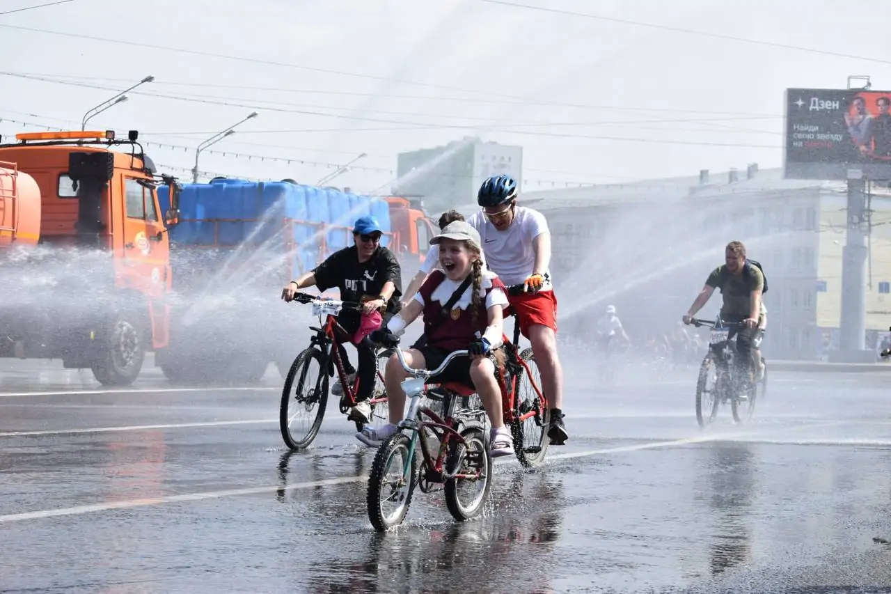Перекрытие дорог день 1000 велосипедистов