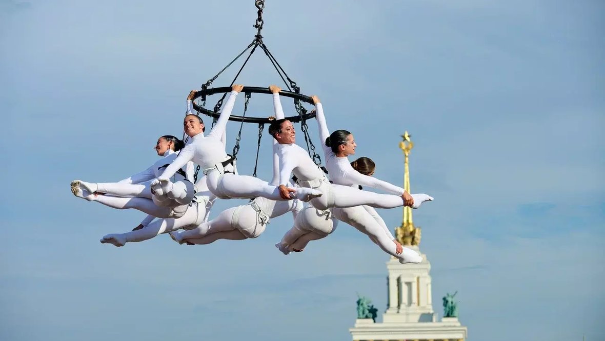 Международный фестиваль воздушных гимнастов «Трапеция».