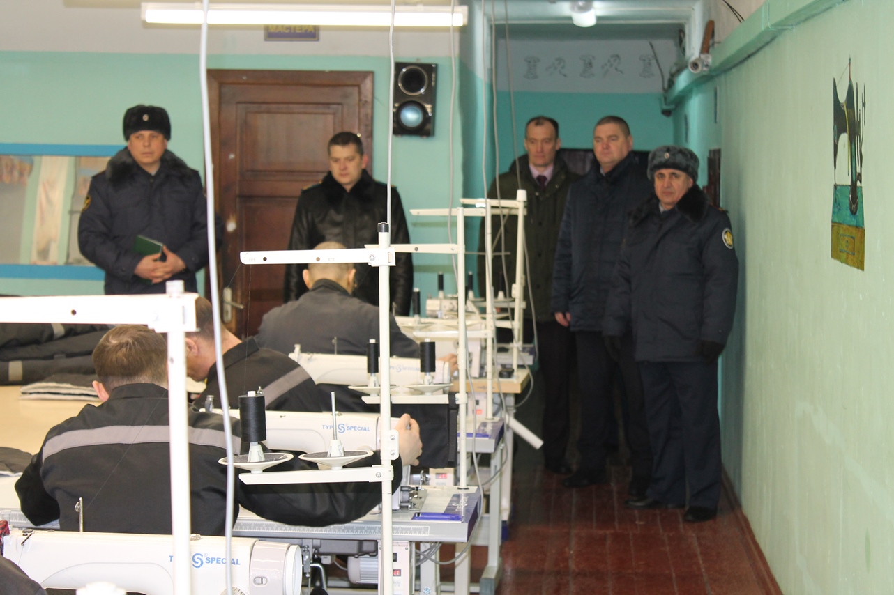 Исправительная колония 38 березники. Ик 38 березники. Лиственная 1 березники ик-38. Женская колония 28 березники. Ик 38 березники.