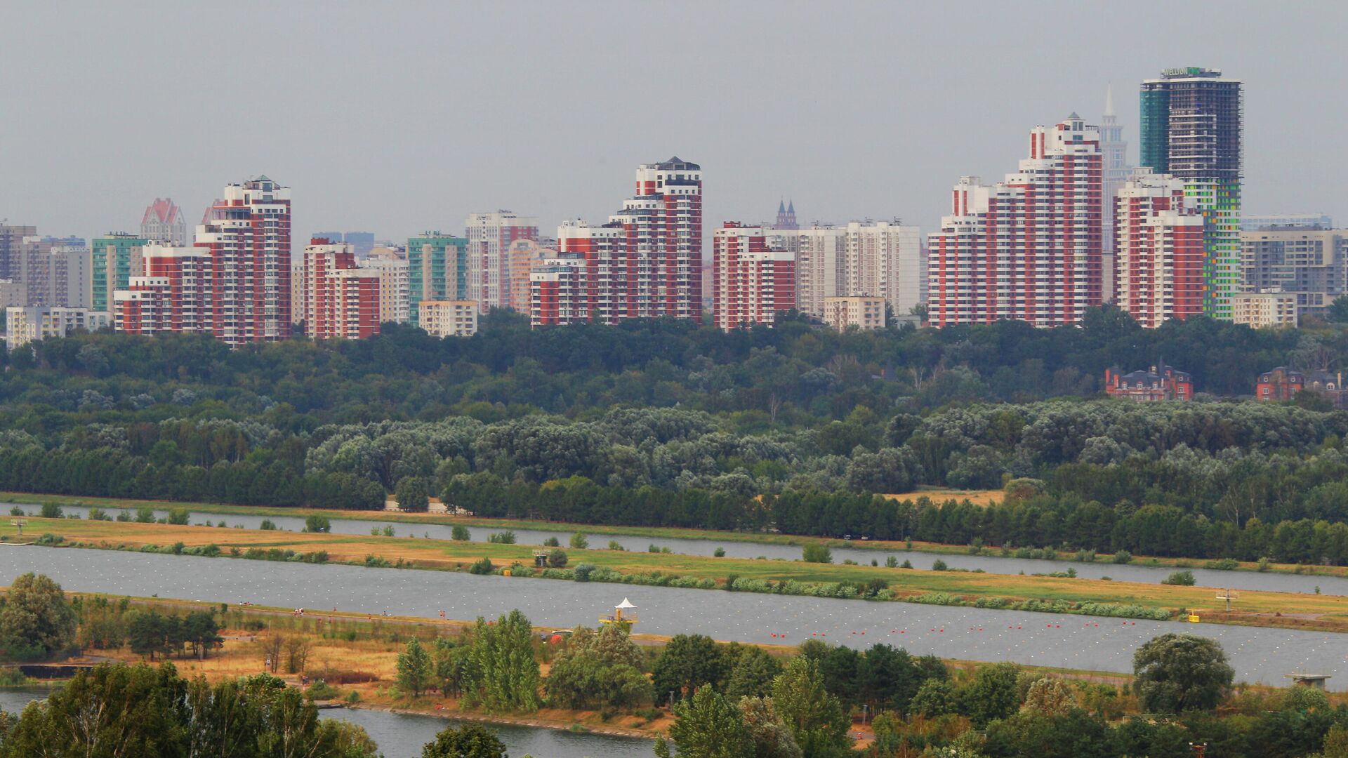 Город сдан. Карамышевская набережная Москва. Карамышевская набережная Москва река. Карамышевская набережная д.12. Карамышевская набережная 2000 год.