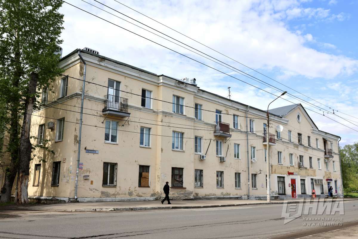 Треснувший дом на Сортировке в Нижнем Новгороде обследуют еще раз