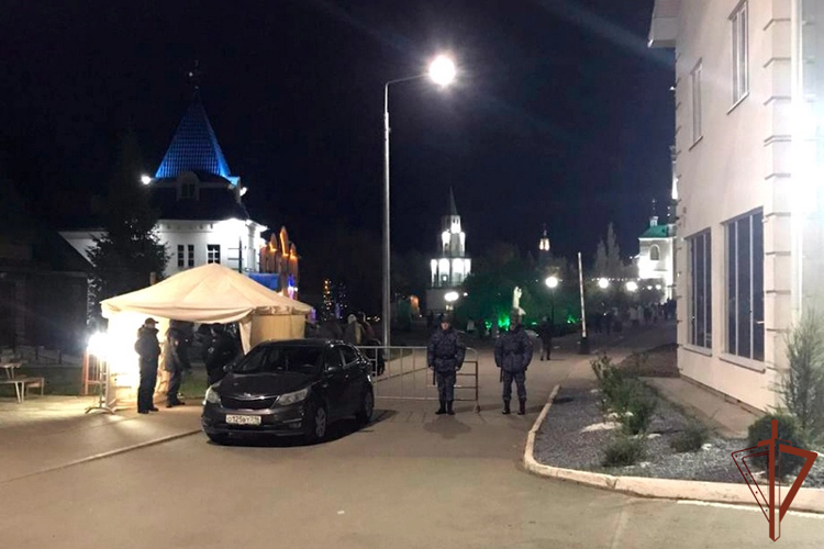 Росгвардия обеспечила безопасность празднования православной Пасхи в Приволжье