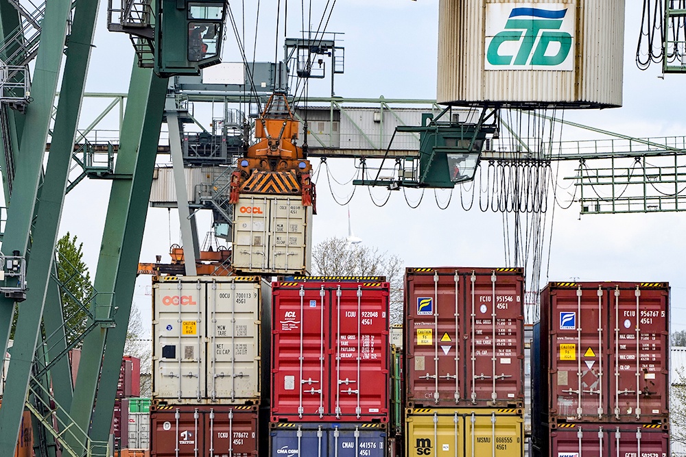 Re export. Порт Халифа. Торговля России и Китая. Товарооборот России и Китая. Товарооборот России и Китая 2022.