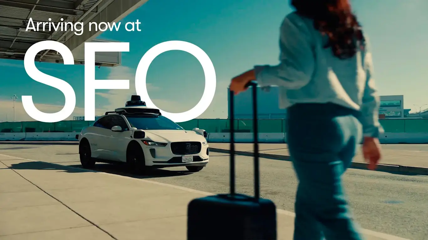 Без водителя, без разговоров: Waymo сам довезет вас в аэропорт