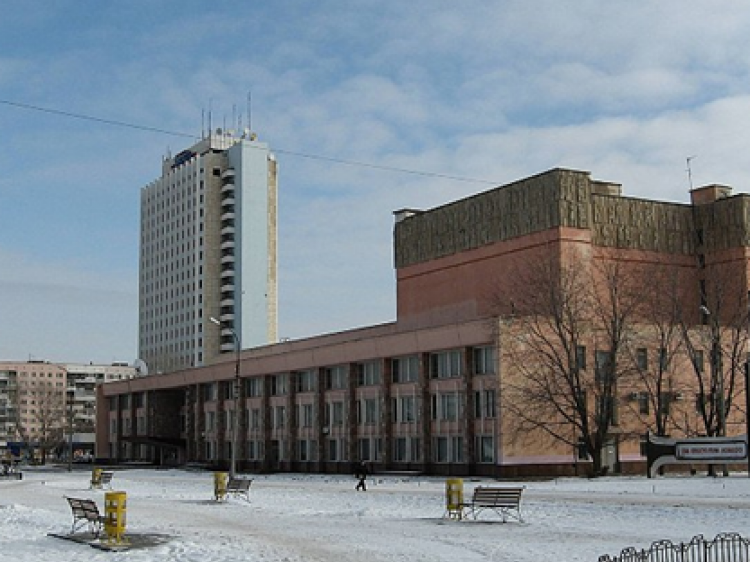 Волжском октябрь дк. ДК октябрь Волжский. Дворец октябрь Волжский. Город Волжский ДК октябрь. ДК 