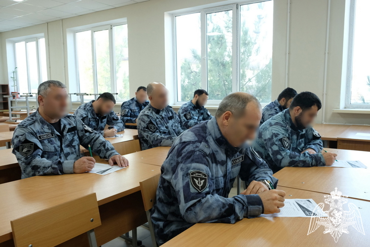 В Дагестане росгвардейцы приняли участие в «Большом этнографическом диктанте»