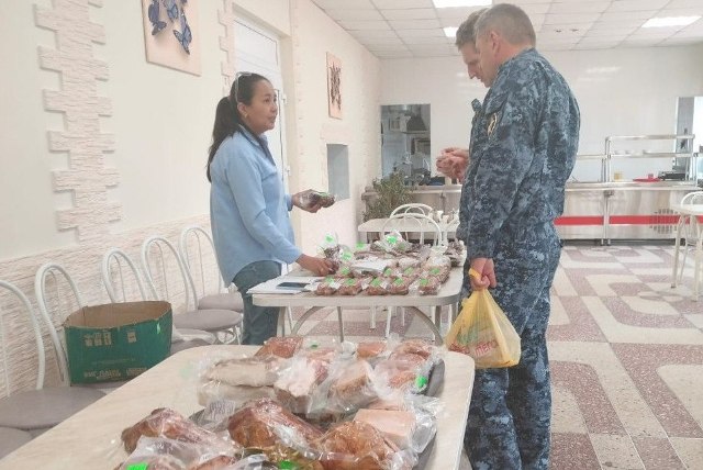 В УФСИН России по Омской области состоялась выставка-продажа продукции собственного производства
