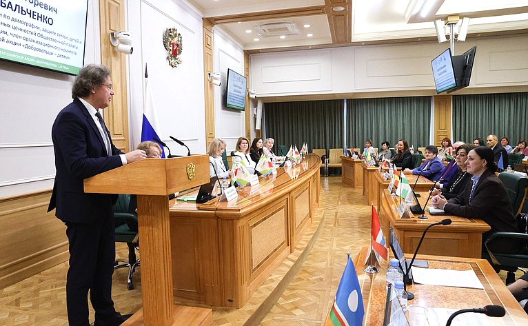 Анастасия Жукова провела встречу с лидерами XIV Всероссийской акции «Добровольцы – детям»