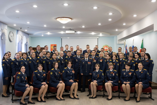 Сегодня профессиональный праздник отмечают работники учреждений и органов уголовно-исполнительной системы Российской Федерации, исполняющих наказания, не связанные с изоляцией осужденных от общества