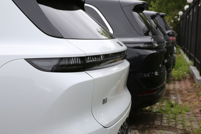 С 1 по 20 ноября через уссурийскую таможню физлицами ввезено 8 тысяч автомобилей