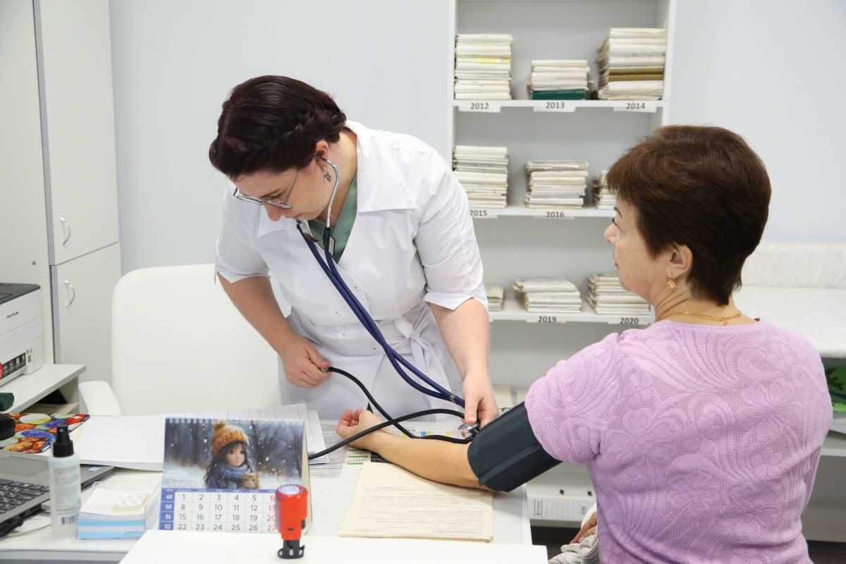 Заведующей ФАПом является фельдшер Полина Мушина.