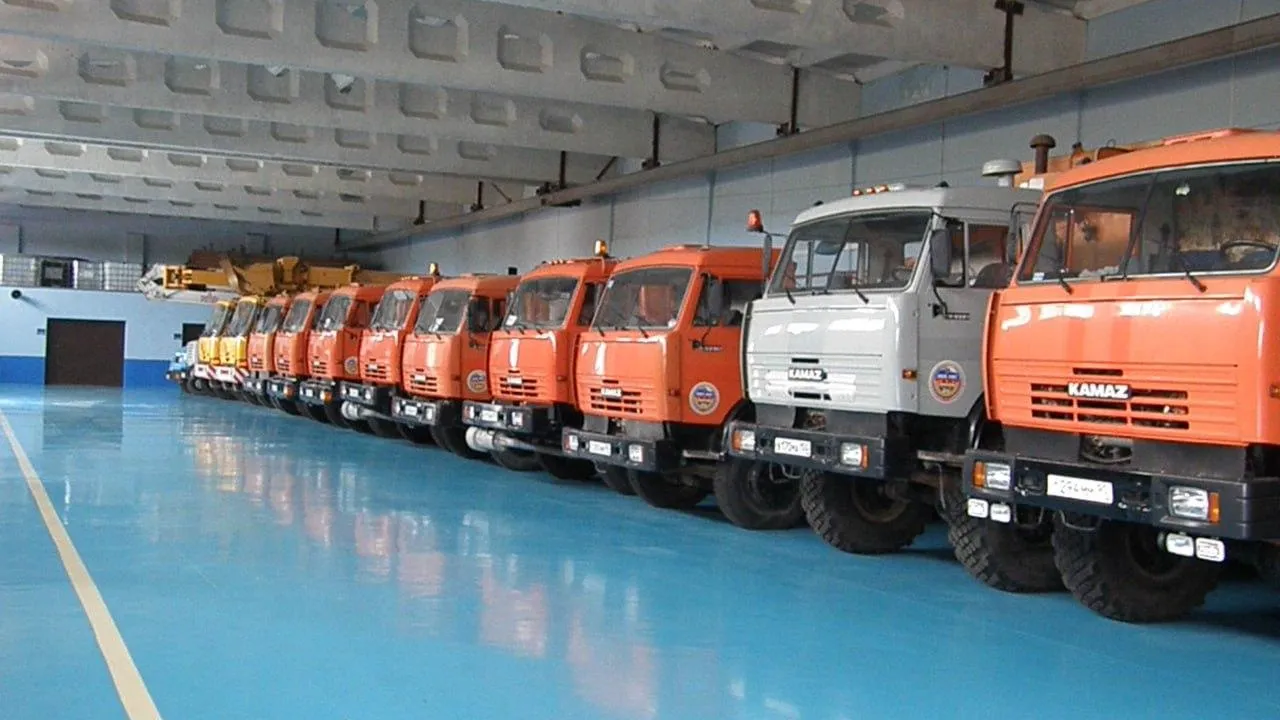 аварийная машина водоканала. машина аварийной службы водоканала. красногорская аварийная служба. аварийная машина. мособлгаз аварийная служба.