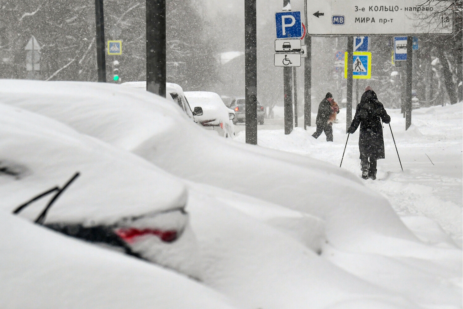 москва сугробы