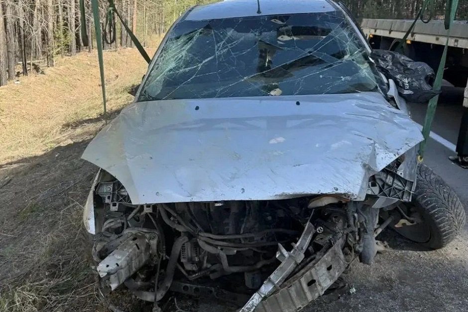 Автомобиль после ДТП. Фото пресс-службы ГУ МВД России по Иркутской области