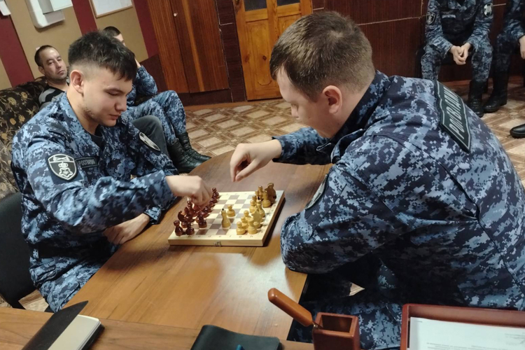 В Чишмах прошёл шахматно-шашечный турнир среди сотрудников Росгвардии