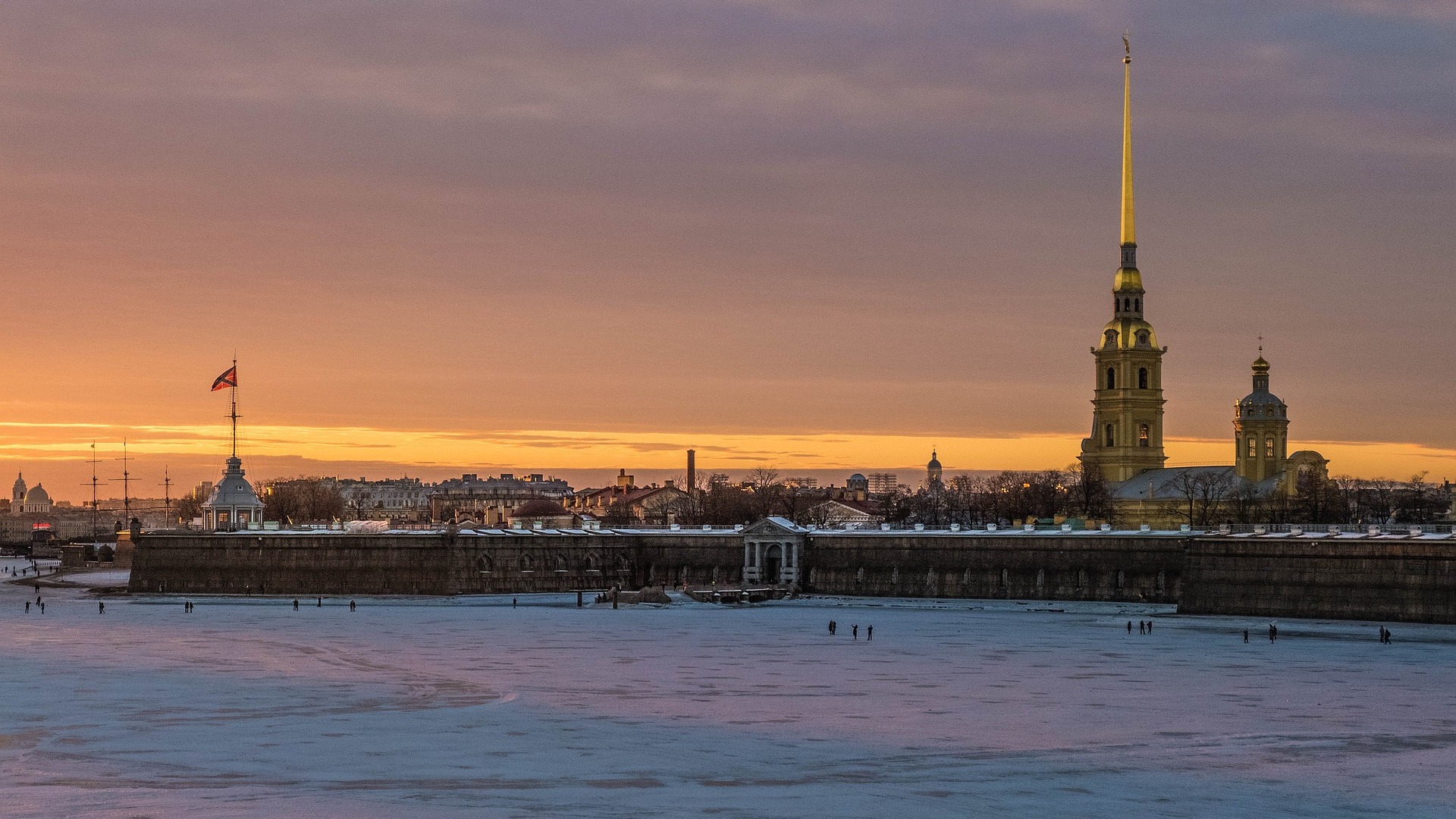 Петербург возглавил рейтинг регионов по инвестиционной привлекательности