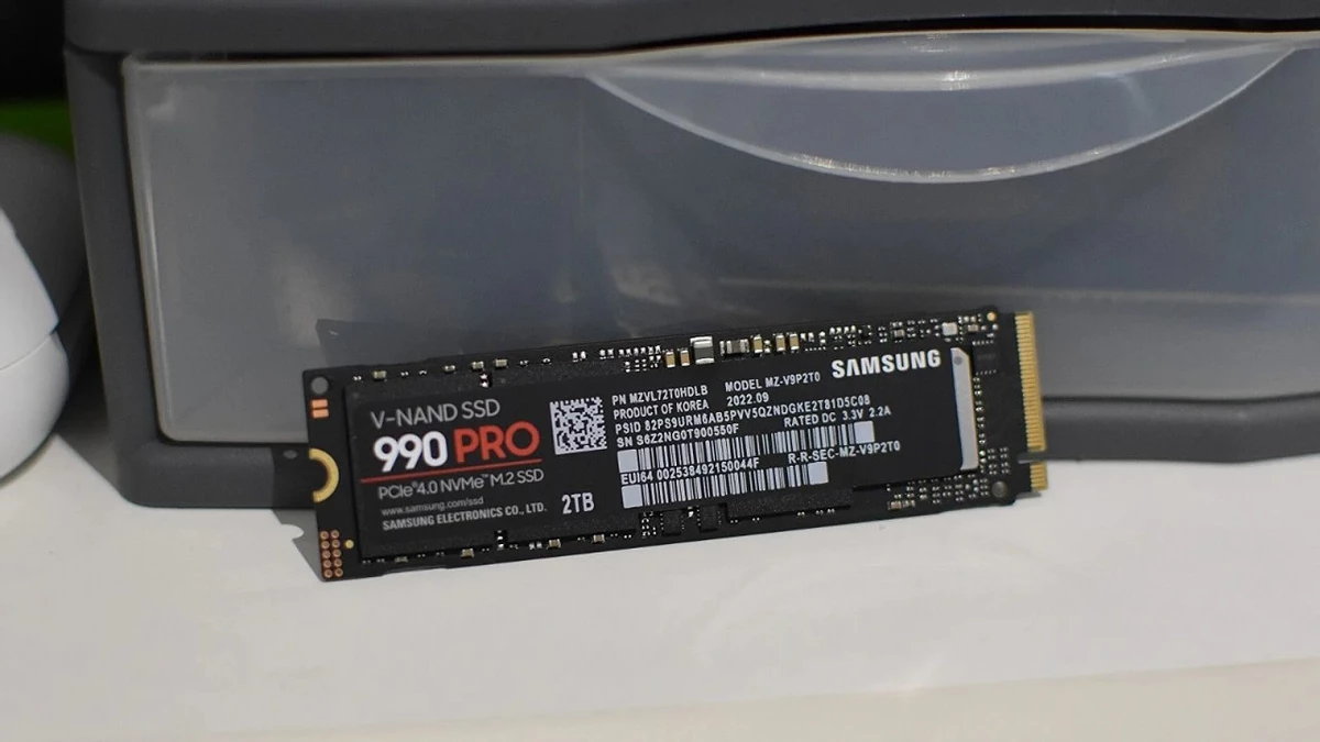 Пользователь заказал один SSD на Amazon и неожиданно получил сразу десять