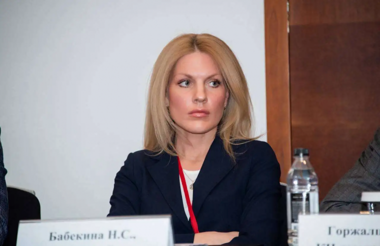 Наталия Бабекина: очень хочется, чтобы права русских людей нигде в мире не нарушались