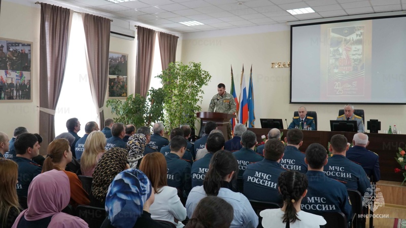 Торжественное собрание ко Дню защитника Отечества