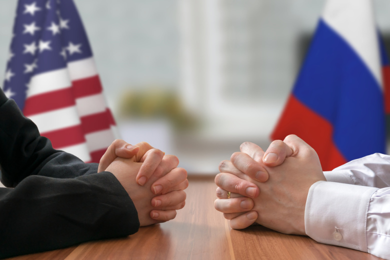 В Госдуме ответили, может ли Россия объединиться с США ради снятия санкций