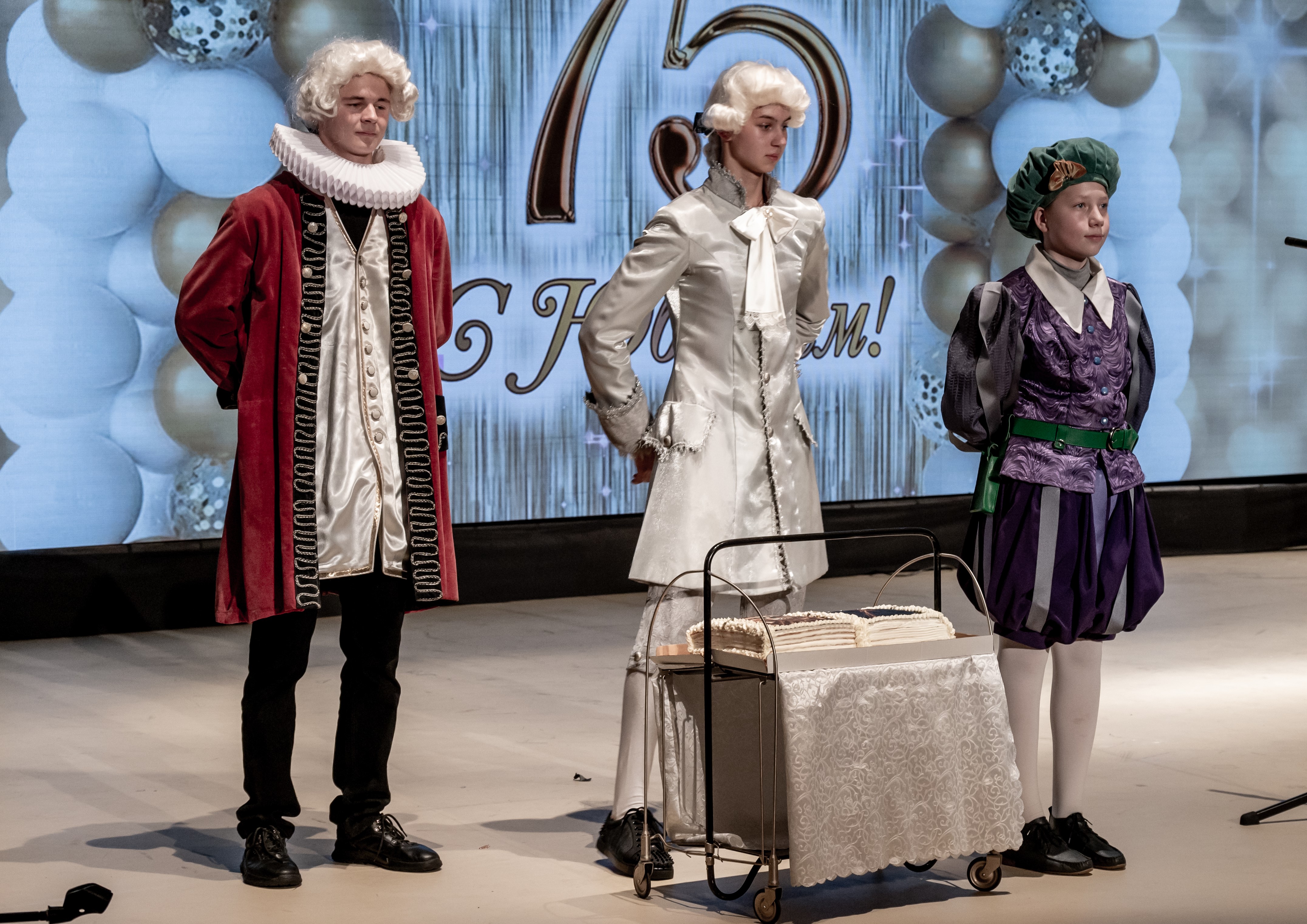 История старейшей музыкальной школы неразрывно связана с культурным развитием города, - отметил Глава краевой столицы Евгений Беляев 