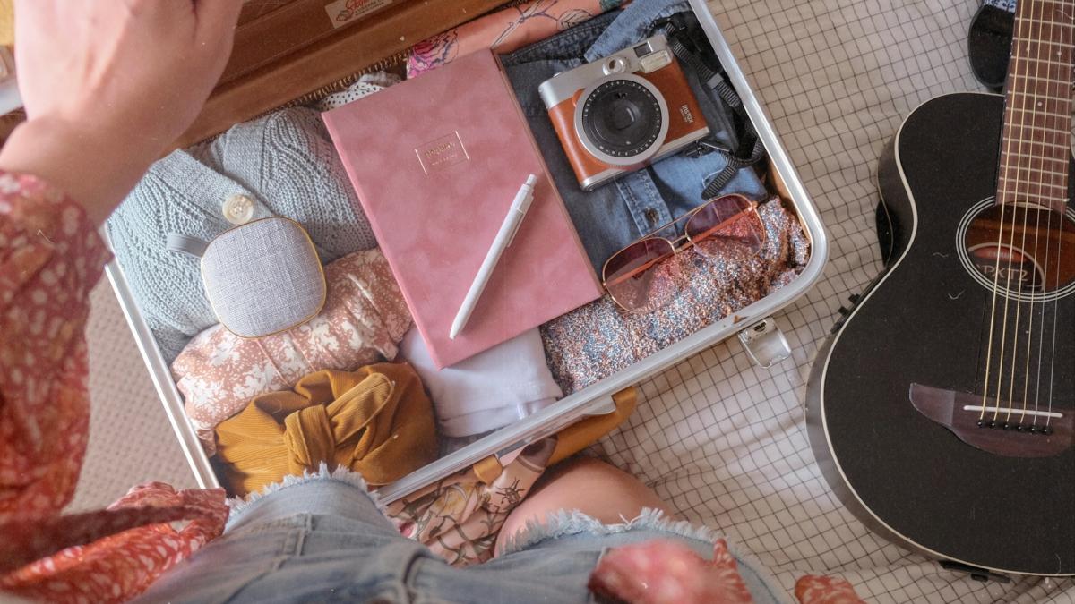 Одежда в чемодане