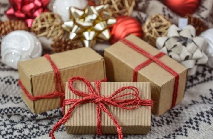 Авито дарит призы за новогодние обещания