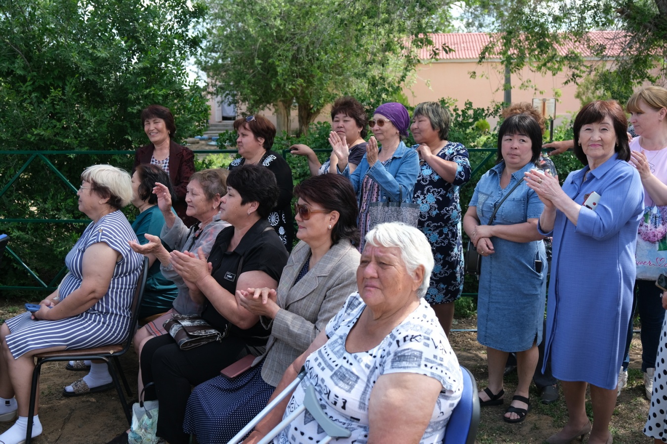 Погода в досанге. Поселок Досанг. Посёлок Досанг Астраханская область. Досанг (станция). День поселка.