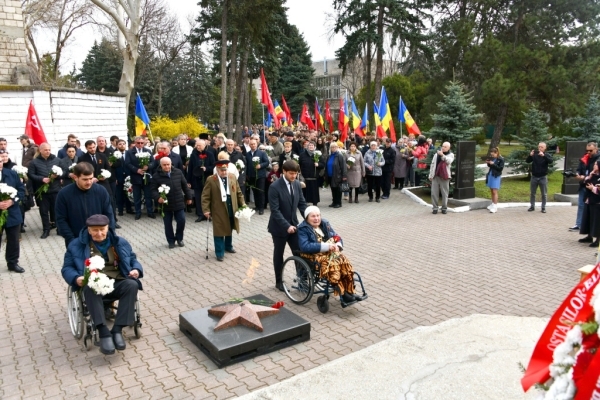 В Бельцах отметили 81-ю годовщину освобождения города Владимир Бражук, Бельцы27.03.2025