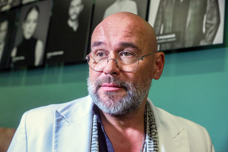 Встает в пять утра, похож на Джима Керри: интересные факты об Аверине