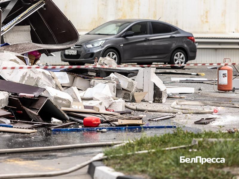 В Белгороде беспилотник ВСУ атаковал автозаправку (фоторепортаж)